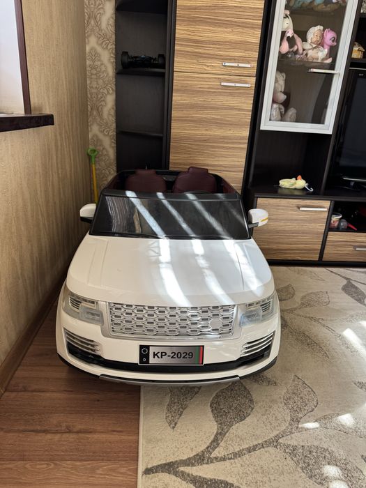 Детская машина Range Rover