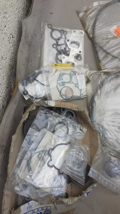 piese scuter bujii carburatoare garnituri bobine cabluri