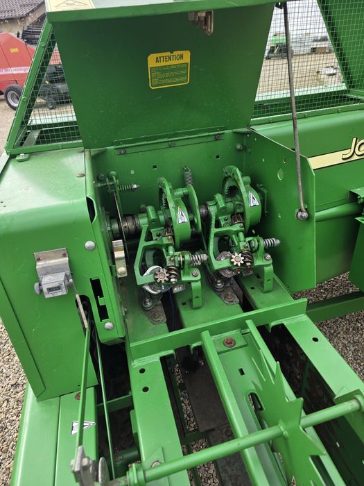 Presa de balotat balotiera John deere 349 an 2007