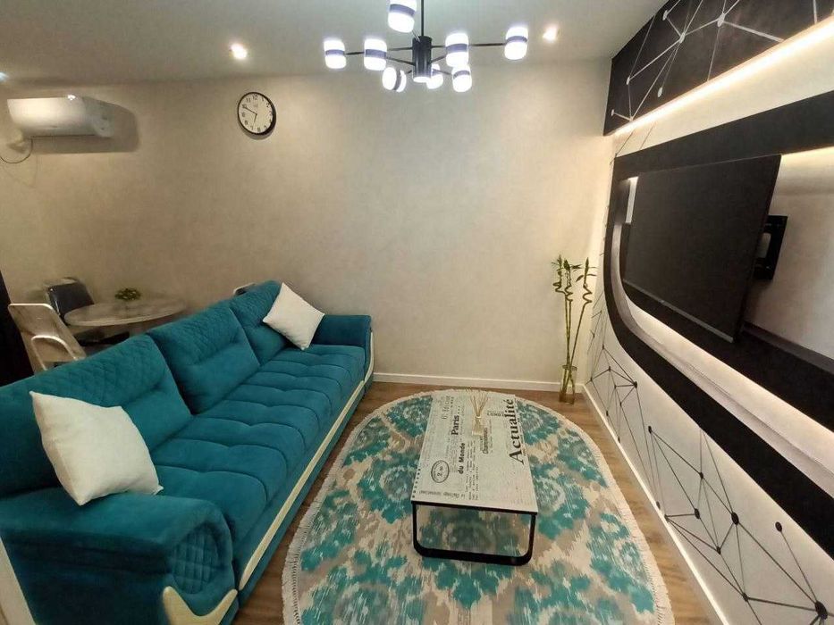 Сдаётся квартира на Шота Руставили
Ориентир - Сазанчик