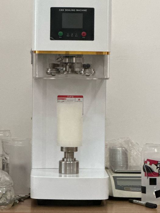 Банки с крышками