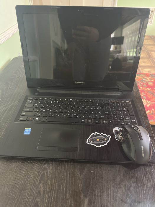 Lenovo noutbuk sotaman