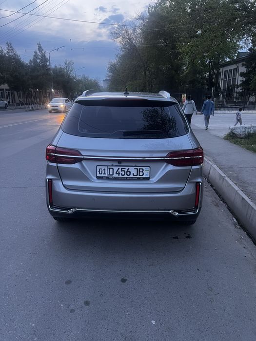 Продается BESTUNE T 33 в отличном состояние