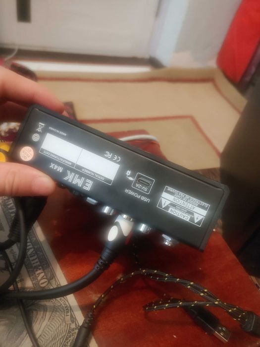 Audio karta m4x  pultga oxshidi xama funksiyasi bor