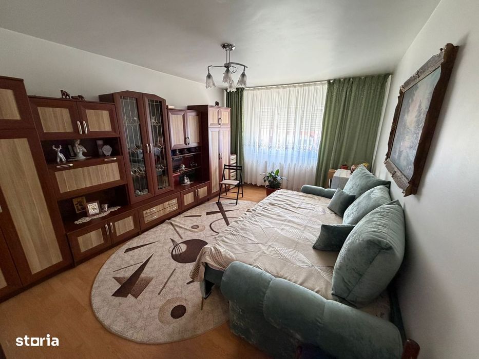 Apartament 2 camere, decomandat - zona Cetate — fotografia 1