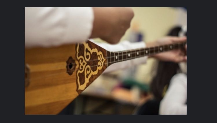 Уроки гитары и домбры