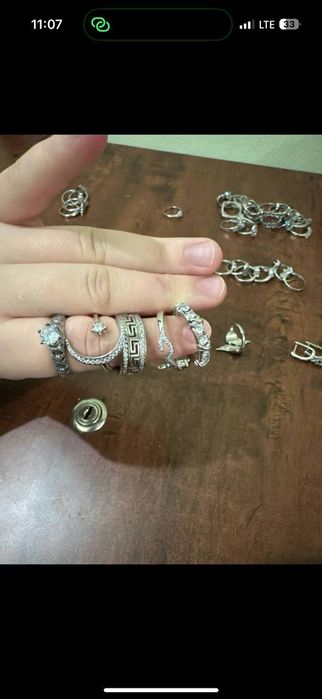 Срочно продам серебро 925