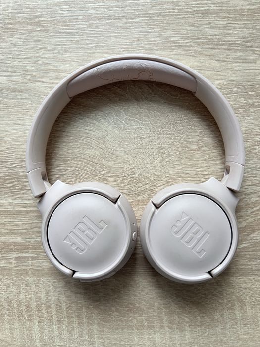 Casti JBL on ear tune 500 baby pink bluetooth