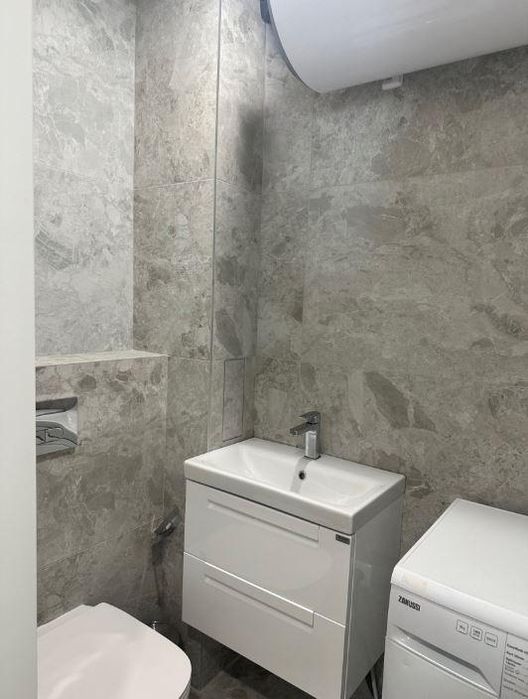 Дава се под наем Тристаен апартамент в Варна, Чайка - 102 кв.м за 1300 € - Снимка #5