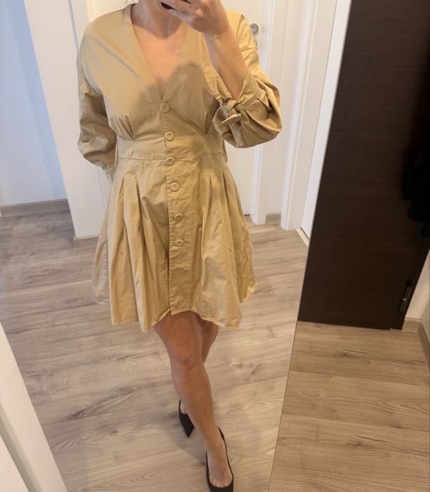 Rochie Zara xs bej