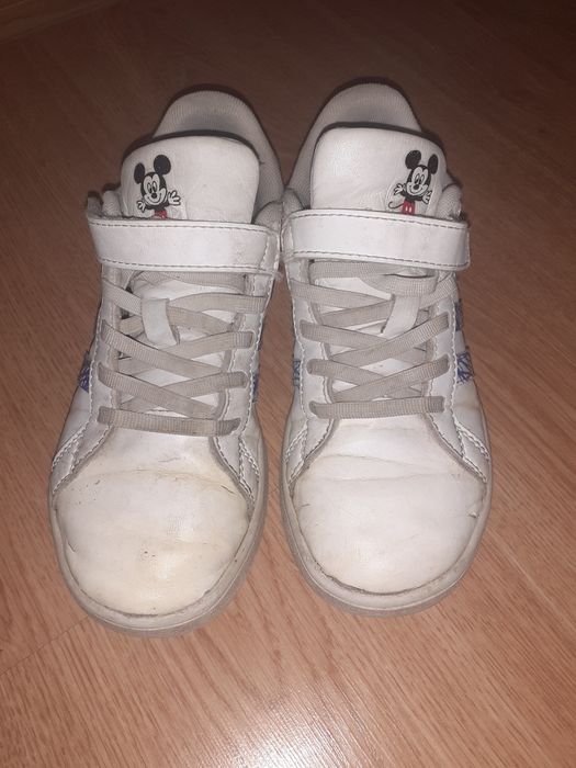 Adidas маратонки номер 32