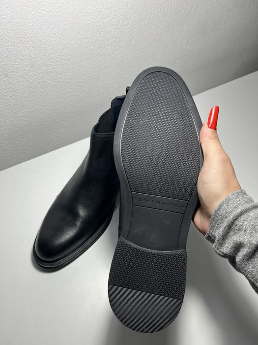 Ghete noi  , Tonmy marimea 41