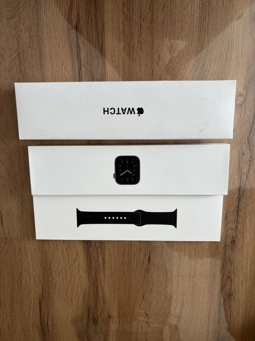 Apple Watch SE 44 mm