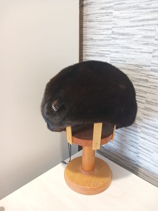 Продам шапку зимнюю