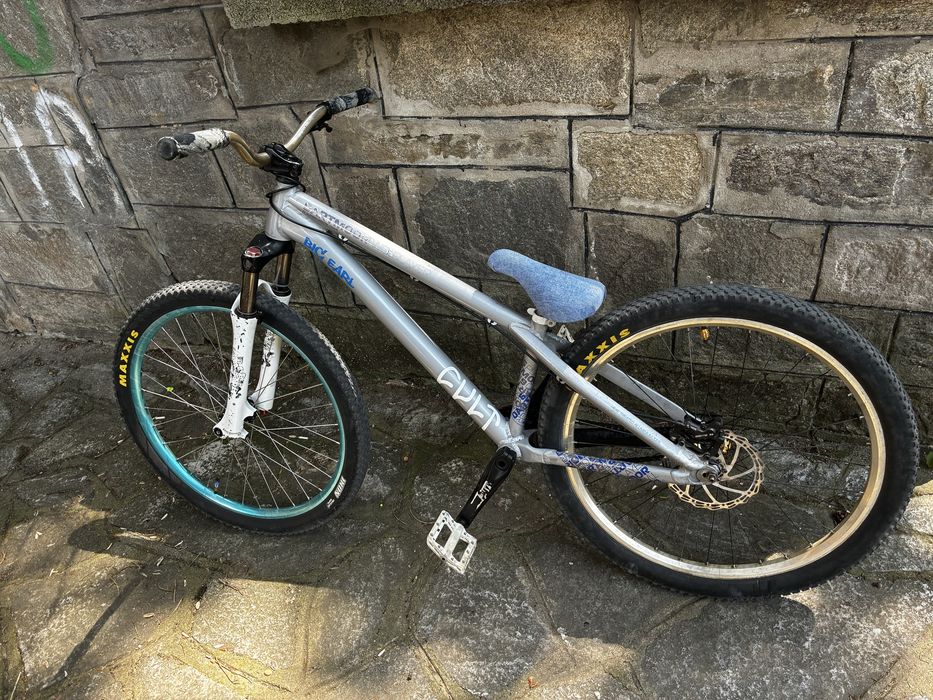 Dirt jump Dartmoor Two6player