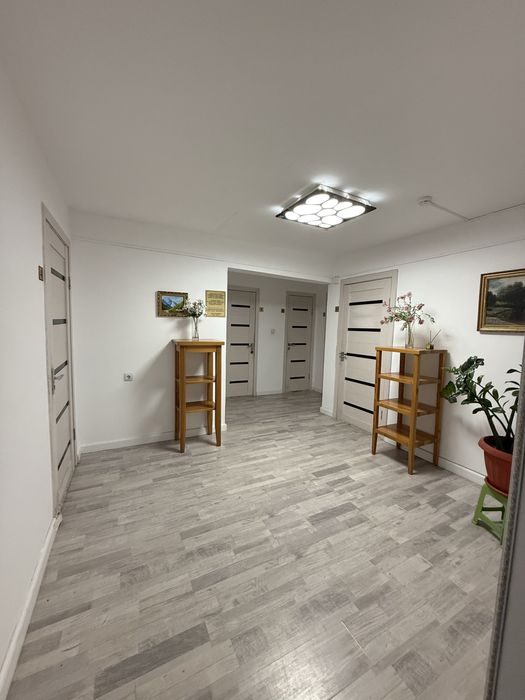 Продам офисное помещенее