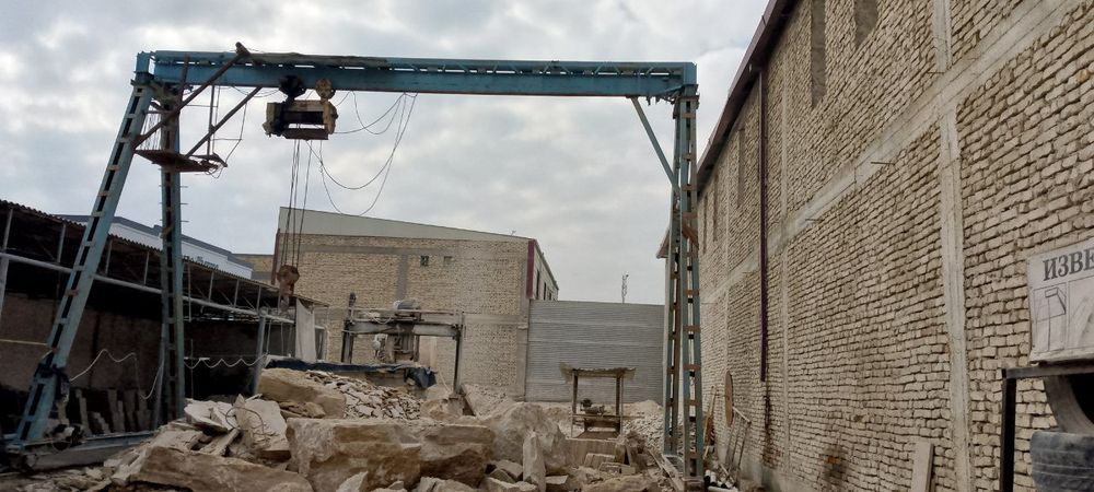 Kran kazlovoy.  Marmar uchun