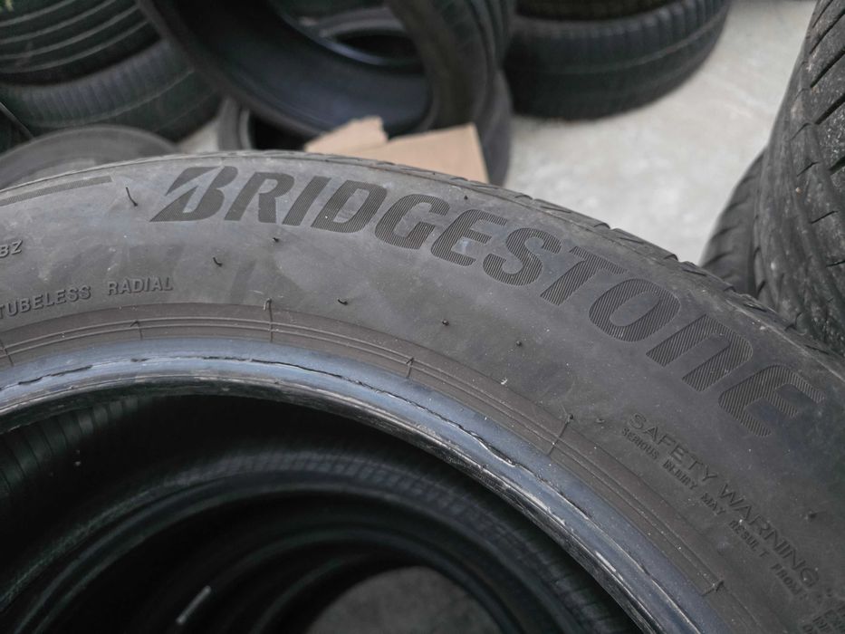 2бр Летни гуми 225 55 17 - Bridgestone - DOT 2022