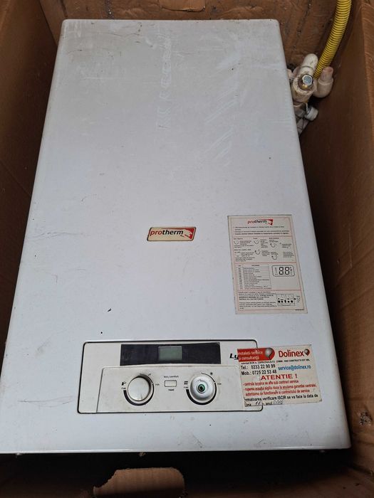 Centrala de apartament pe gaz, 24 kw în stare bună de funcționare