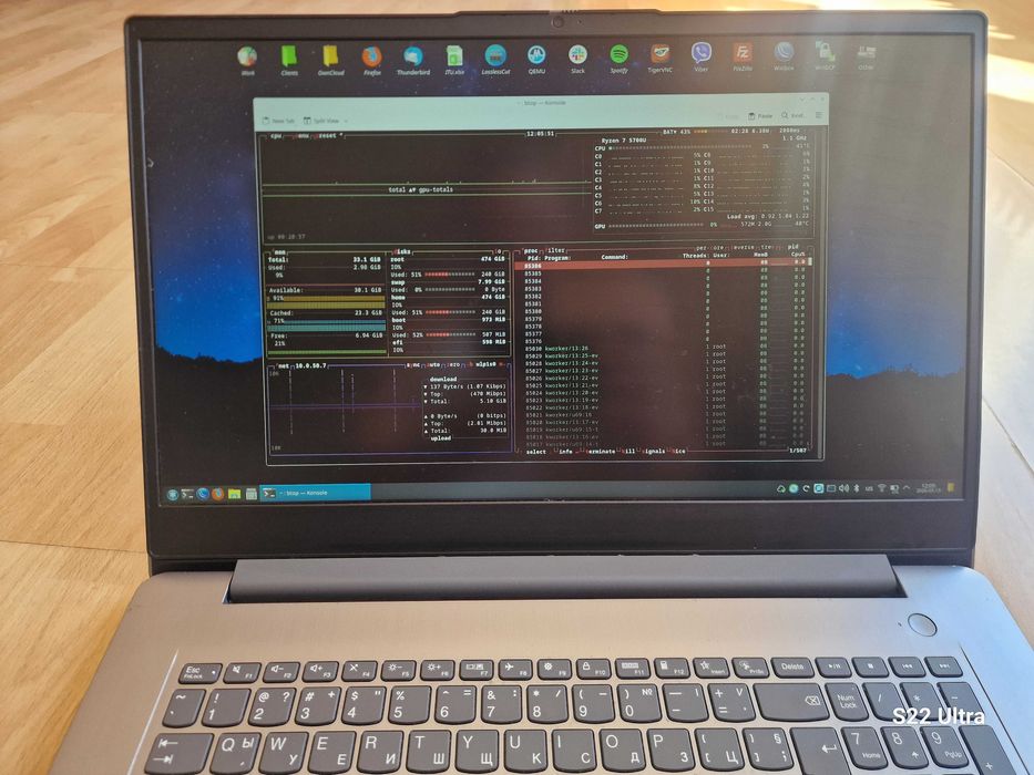Лаптоп Lenovo IdeaPad 3 17ALC6, AMD Ryzen 7 5700U,32 GB RAM, 512GB M.2