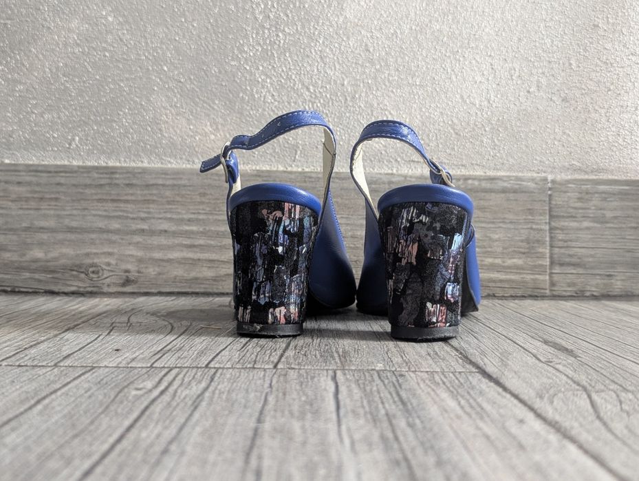 Sandale cu toc pentru evenimente