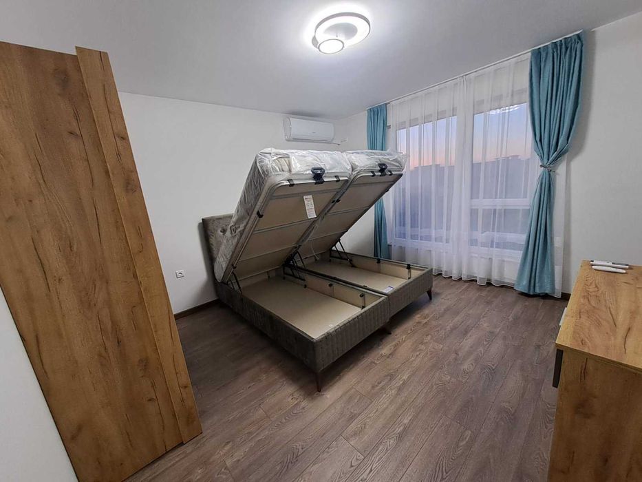 От собственик Нов 116 кв.м. тристаен апартамент с гараж