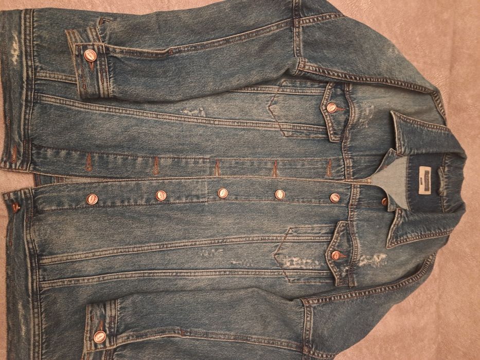 Джинсовая куртка