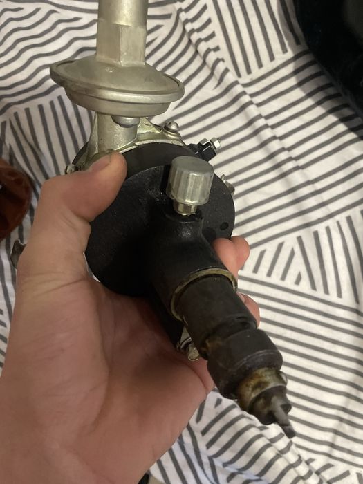 Продам трамблер зил