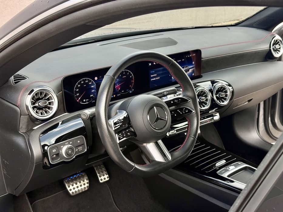 Mercedes Benz CLA 180 AMG Hibrid GARANTIE
