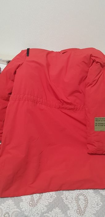 Продам женскую парку