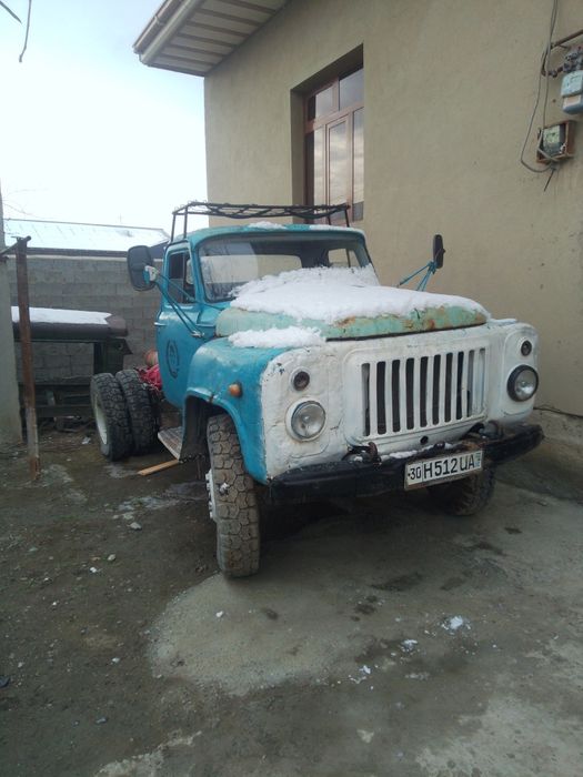 Gaz 52 mator qilingan