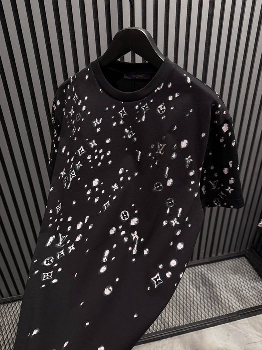 Мъжки тениски различни модели