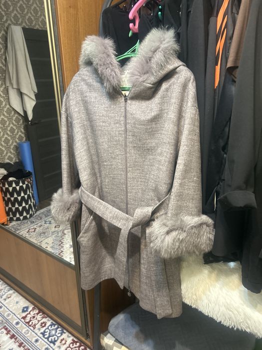 Продам пальто новое