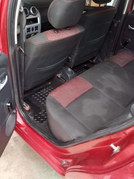 Dacia Sandero 2010