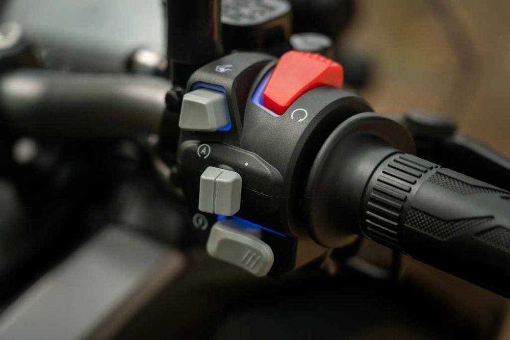 Scuter ABS , Daytona Virtus 300 cc, mic si rapid, Rate, Stoc !