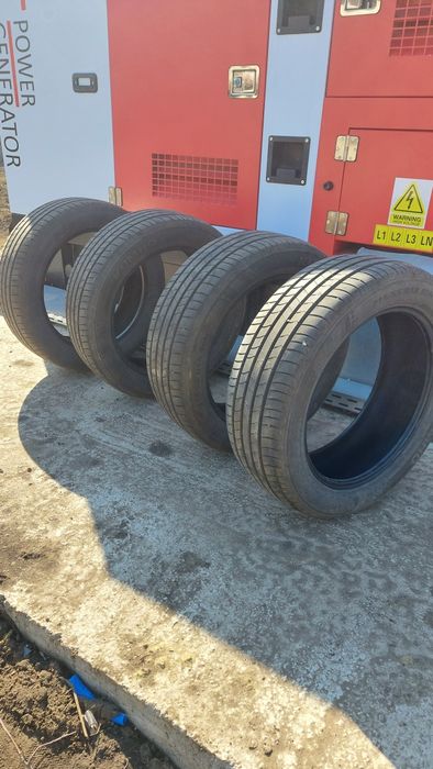 Cauciucuri de vară Khumo Ecsta 215 55 r18