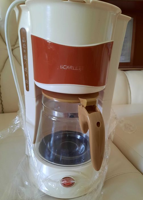 Продам кофеварку Scarlett