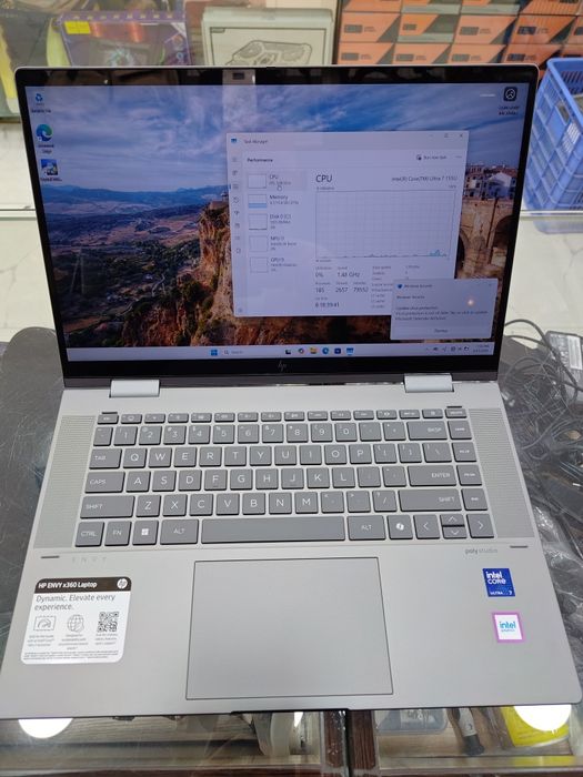 HP Envy x360 15.6 ultra 7