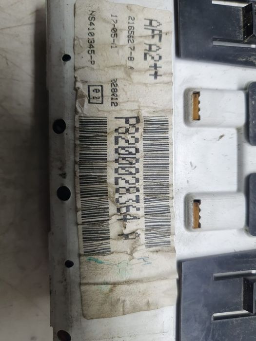 Display bord 8200028364a Renault Scenic 1 [facelift] [1999 - 2003] 1.