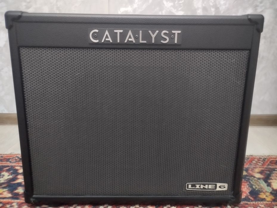 Продам комбоусилитель line 6 catalyst 60