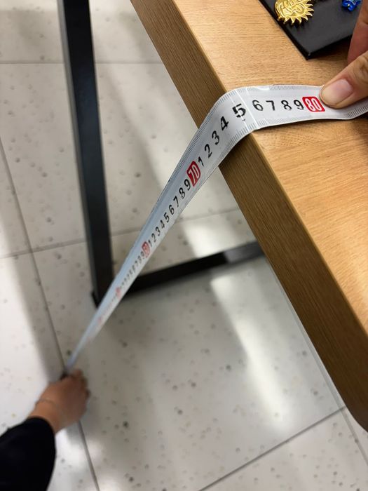 Продам стол деревянный