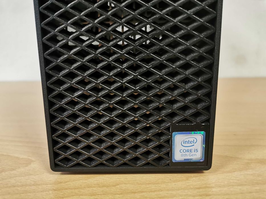 Dell OptiPlex 5060 SFF компютър с лицензиран Windows, 6-ядрен процесор