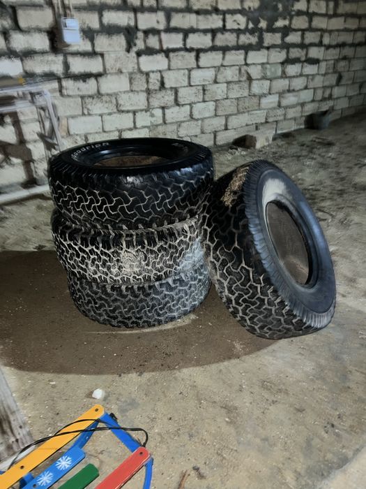Резина BFGoodrich R16 б/у