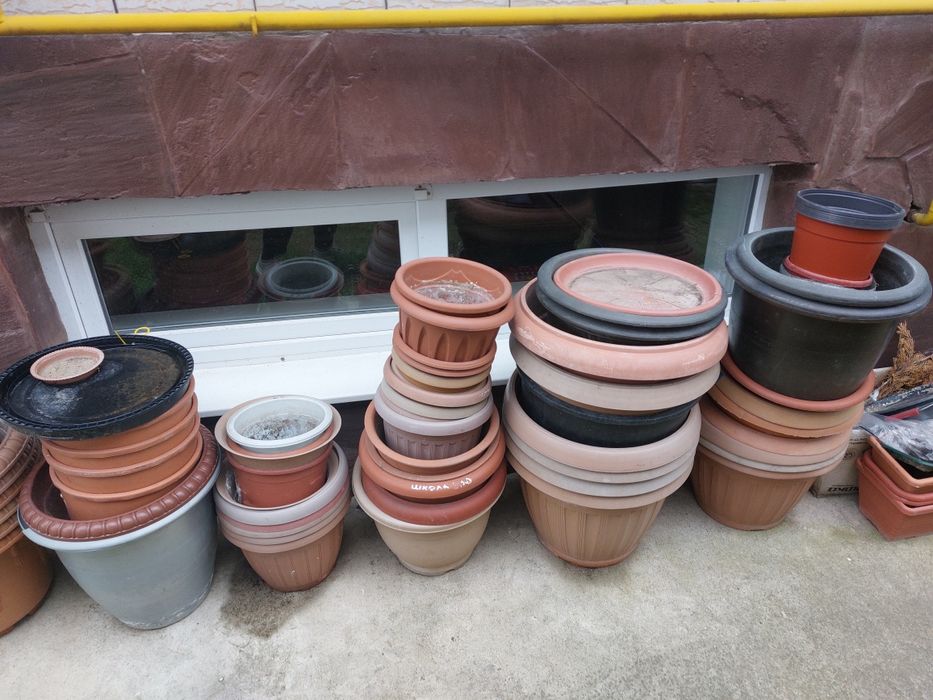 Пластиковые горшки