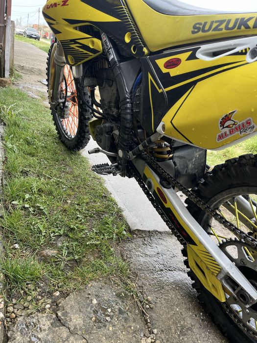 Suzuki rmz 250 4t, an 2009, carburatie