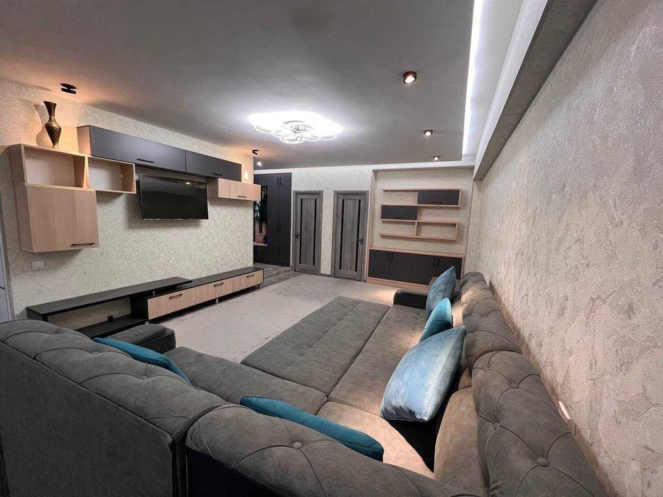 Сдам 3-комнатную квартиру в центре города ц-6 метро Минор