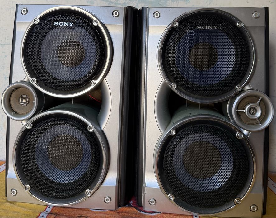 Vand boxe Sony - 200 ron