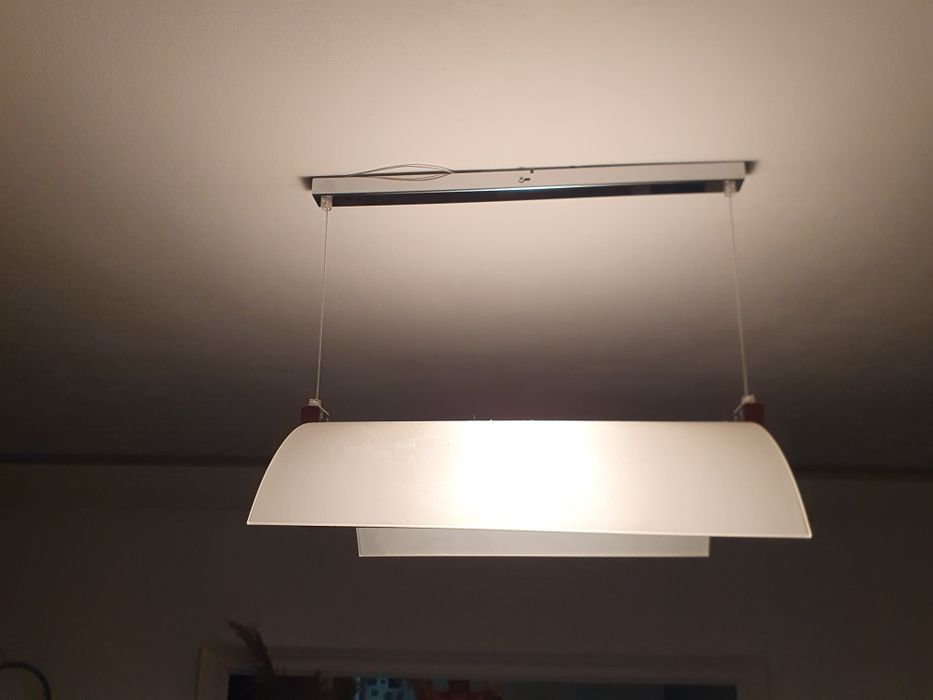 Doua lustre elegante sticla curbata