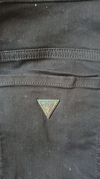 Blugi negrii Guess 28