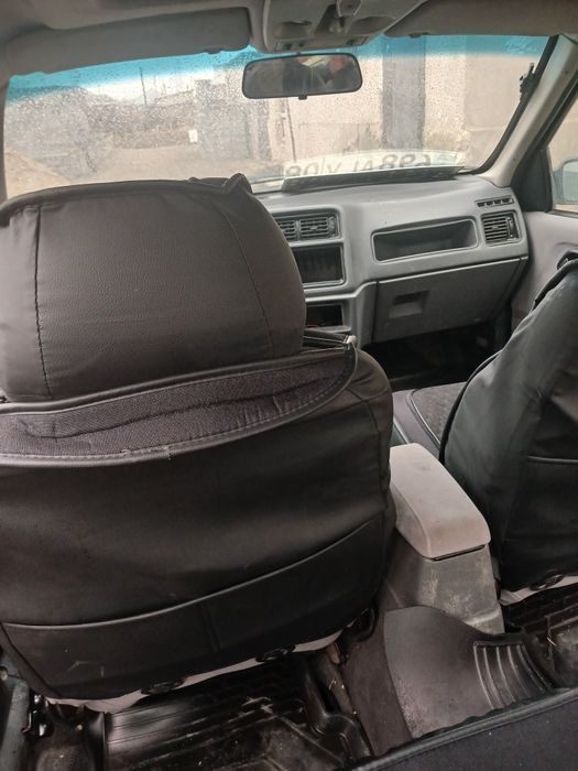 Машина Ford Sierra